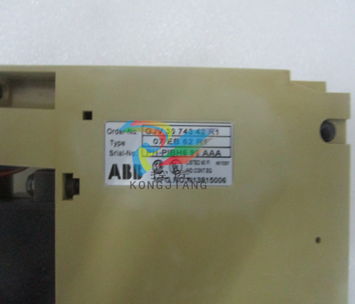 50 ABB 07EB62.jpg