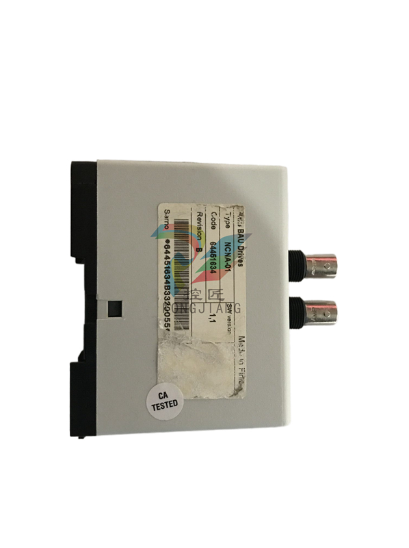 ABB NCAN-02 机械安装在驱动器外