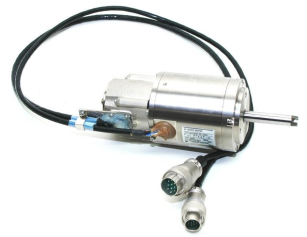 YASKAWA  USAHEM-02-TE53交流伺服电机